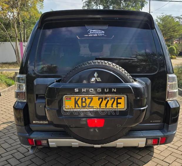 Mitsubishi Shogun 2008 Black