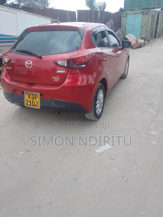 Mazda Demio 2017 Maroon