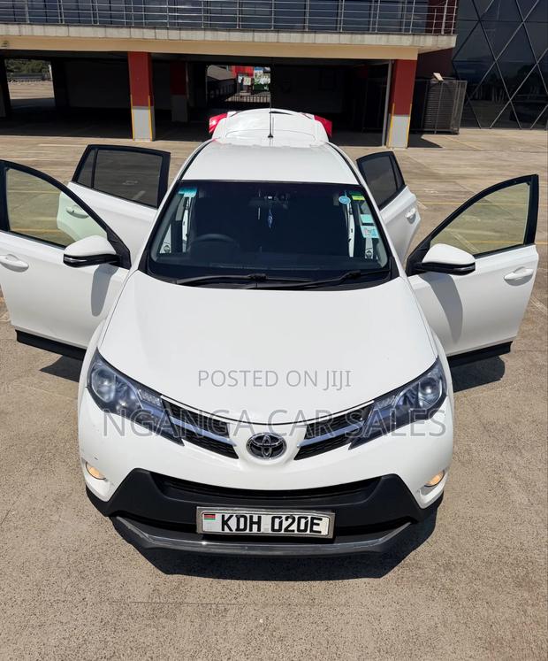 Toyota RAV4 2014 White