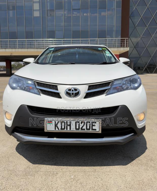 Toyota RAV4 2014 White