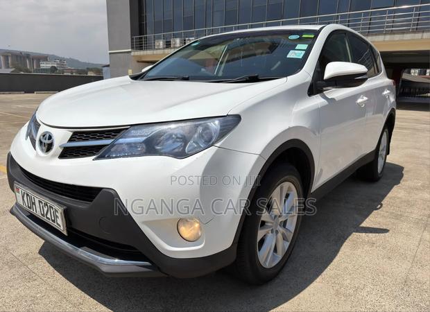 Toyota RAV4 2014 White