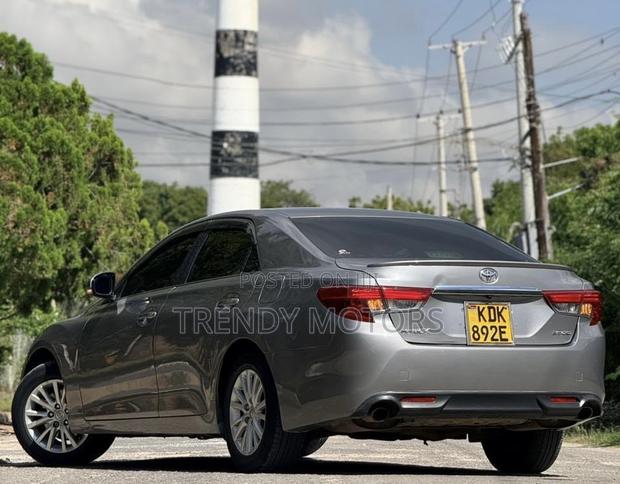 Toyota Mark X 2014 Gray