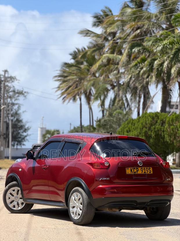 Nissan Juke 2012 Red