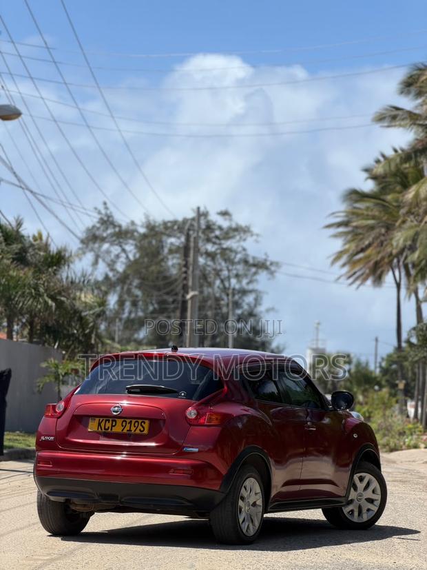 Nissan Juke 2012 Red