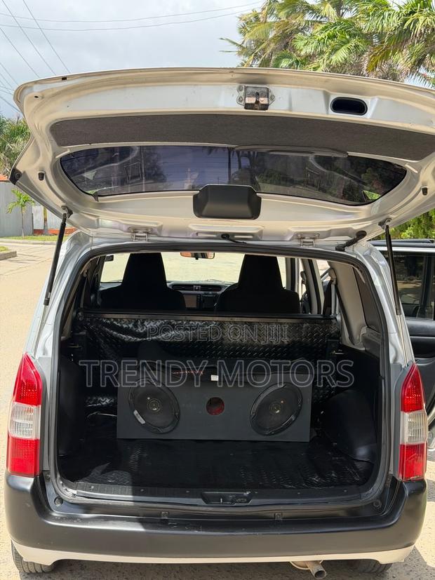 Toyota Probox 2015 Silver