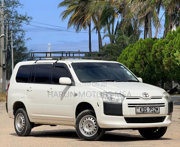 Toyota Succeed 2017 White