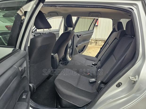 Toyota Corolla Fielder 2019 Silver