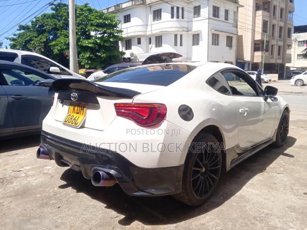 Toyota GT86 2015 White