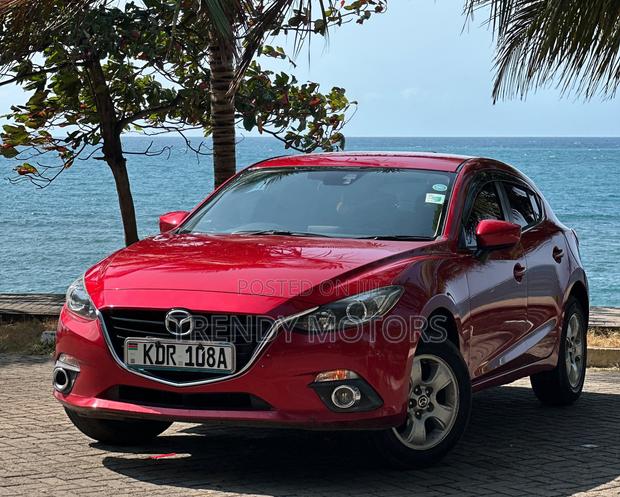 Mazda Axela 2016 Red