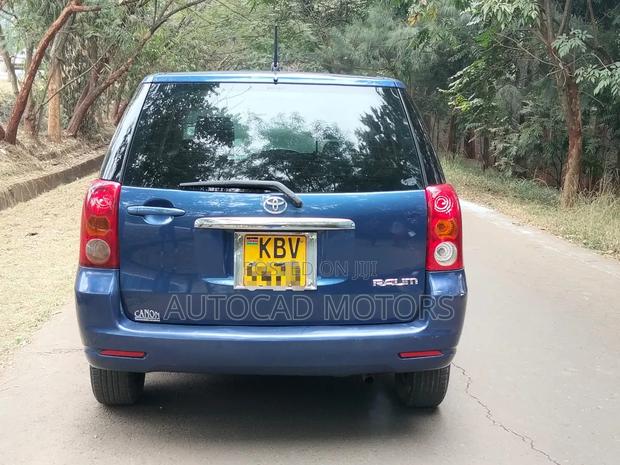 Toyota Raum 2006 Blue