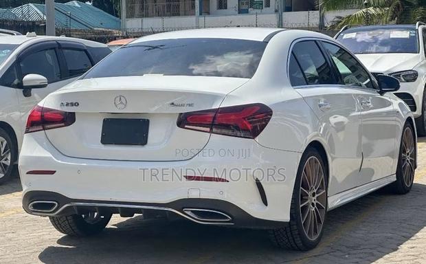 Mercedes-Benz A-Class 2019 White