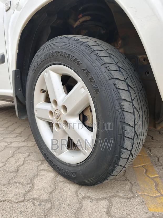 Nissan X-Trail 2010 Pearl