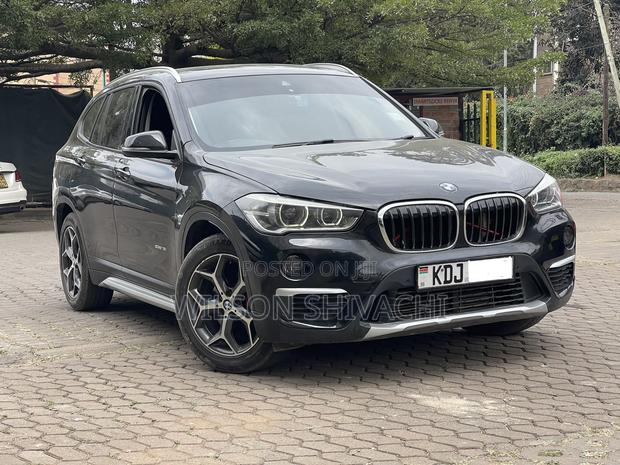 BMW X1 xDrive28i AWD 2016 Black