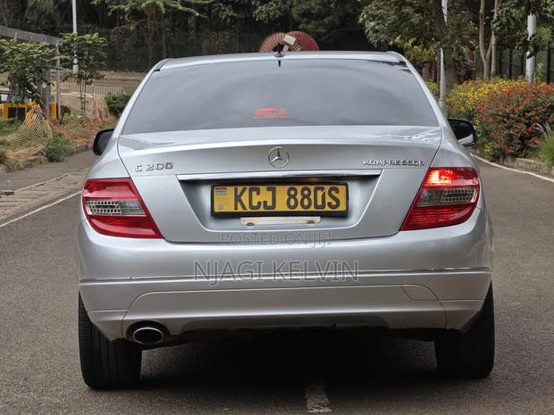 Mercedes-Benz C200 2009 Silver