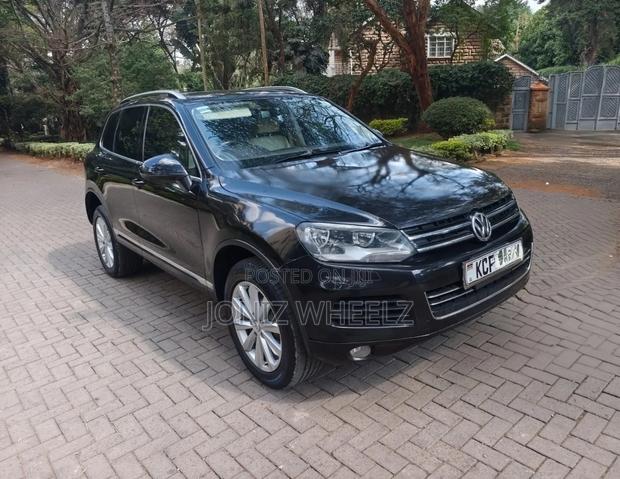 Volkswagen Touareg TDI Sport 2011 Black