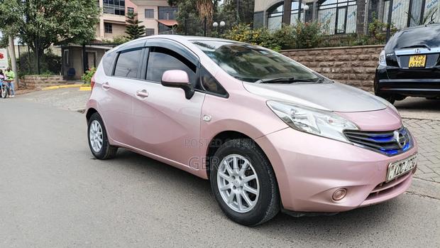 Nissan Note 2014 Pink