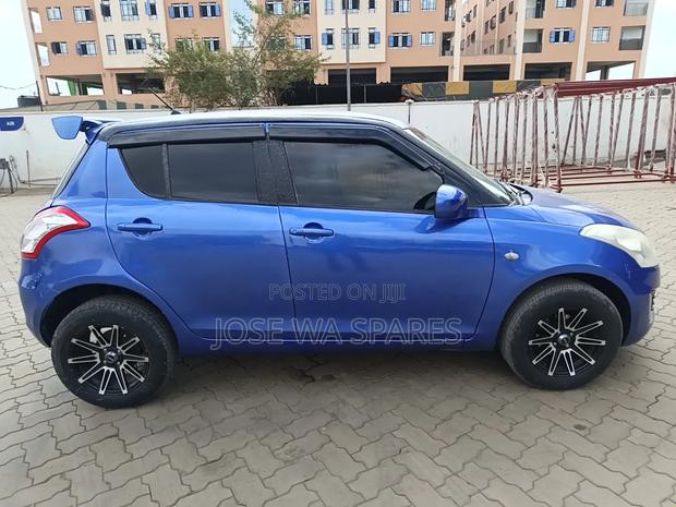 Suzuki Swift 2015 Blue