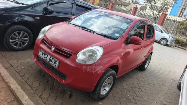 Toyota Passo 2012 Red