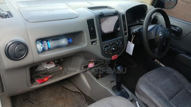 Nissan Advan 2009 White