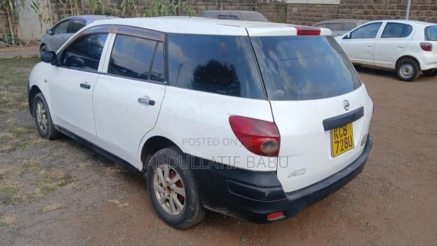 Nissan Advan 2009 White