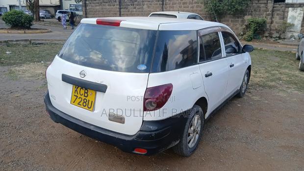 Nissan Advan 2009 White