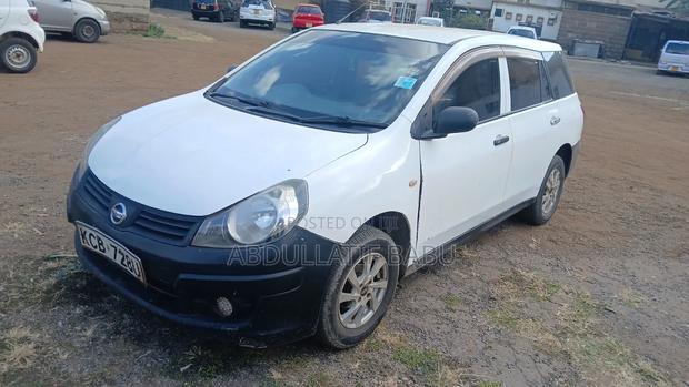 Nissan Advan 2009 White