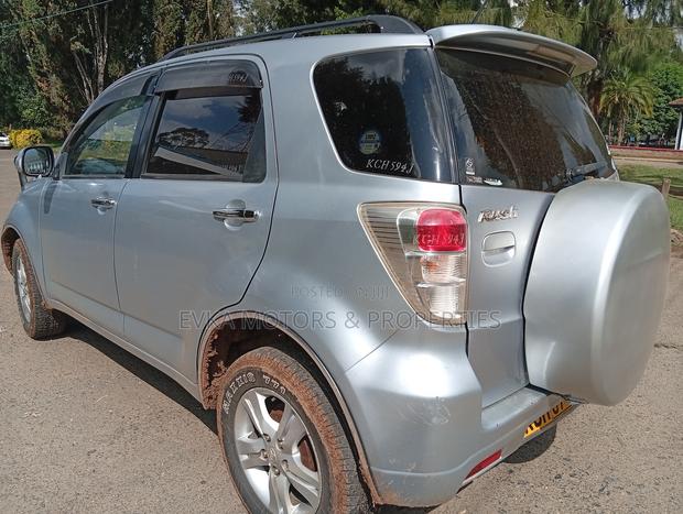 Toyota Rush 2009 Silver
