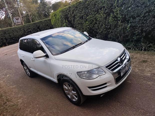 Volkswagen Touareg 2008 White
