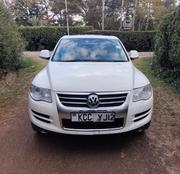 Volkswagen Touareg 2008 White for sale