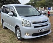 Toyota Noah 2008 Silver for sale