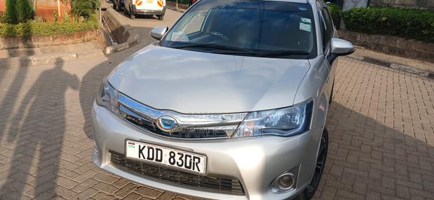 Toyota Corolla Fielder 1.5 Hybrid FWD 2014 Silver