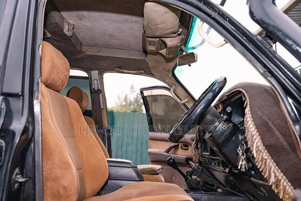 Toyota Land Cruiser 1994 Black