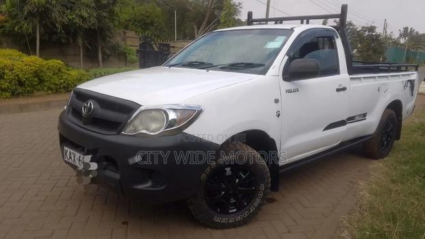 Toyota Hilux 2007 Red