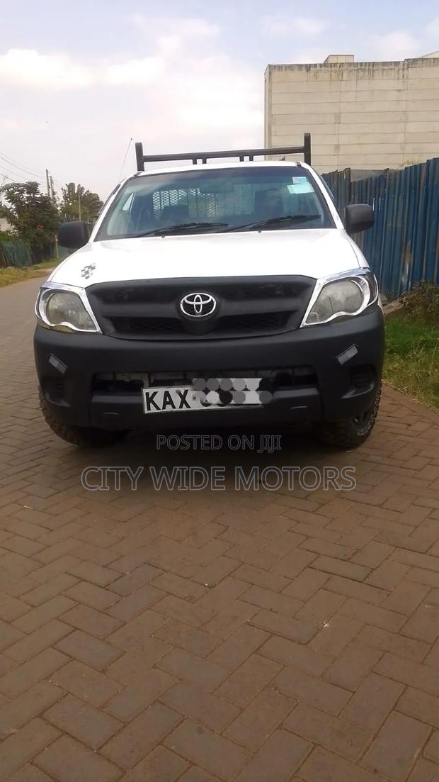 Toyota Hilux 2007 Red