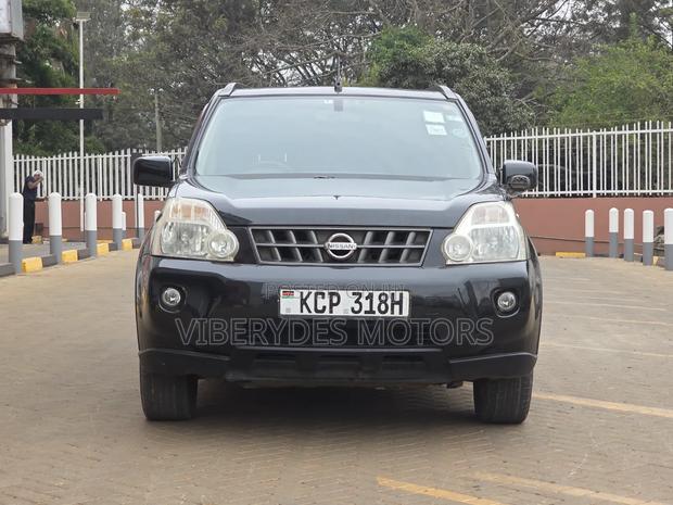 Nissan X-Trail 2010 Black