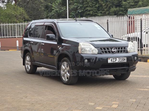 Nissan X-Trail 2010 Black