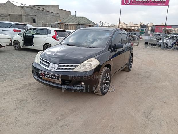 Nissan Tiida 2010 Black