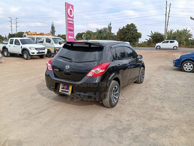 Nissan Tiida 2010 Black