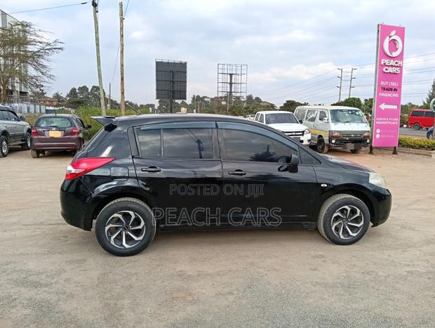 Nissan Tiida 2010 Black