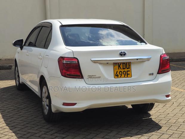Toyota Axio 2017 White