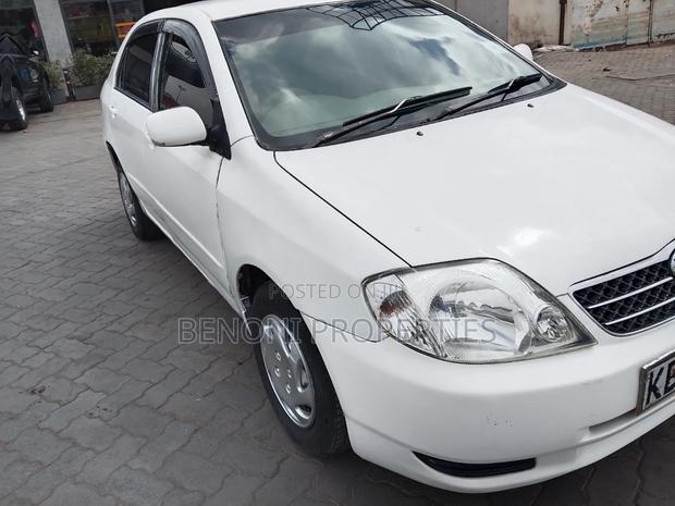 Toyota Corolla 2003 White