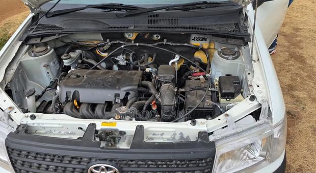 Toyota Probox 2011 White