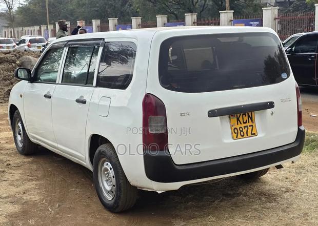 Toyota Probox 2011 White