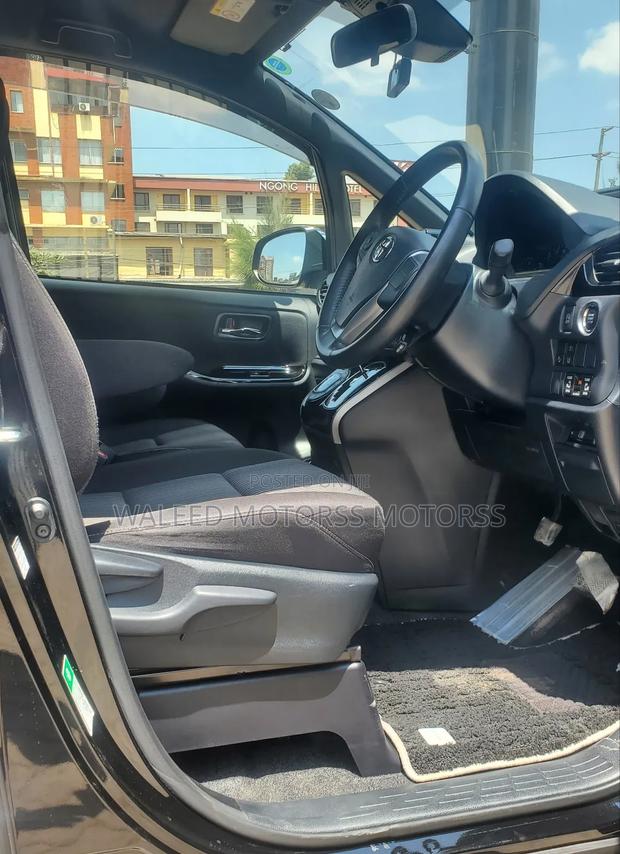 Toyota Voxy 2019 Black