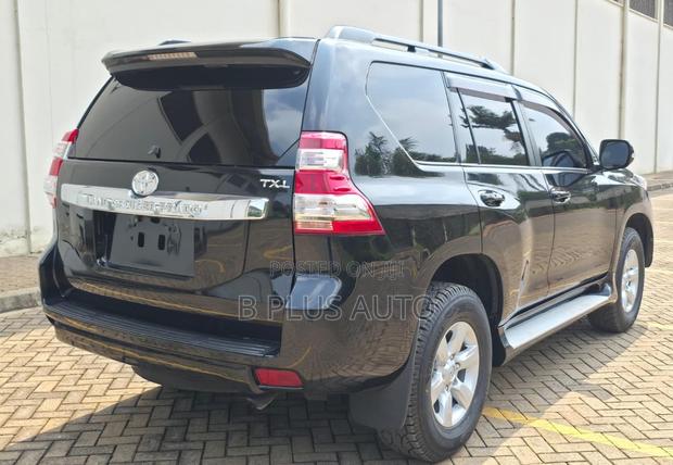 Toyota Land Cruiser Prado 2015 Black