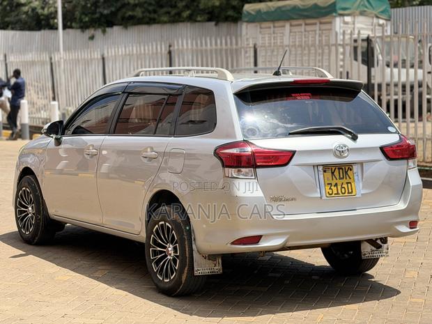 Toyota Corolla Fielder 1.5 Petrol AWD 2015 Silver