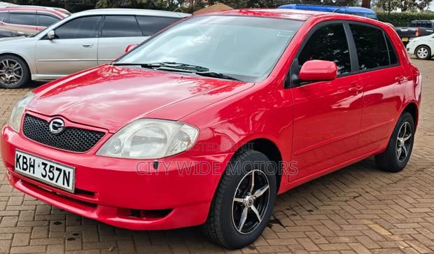 Toyota Corolla RunX 2002 Red
