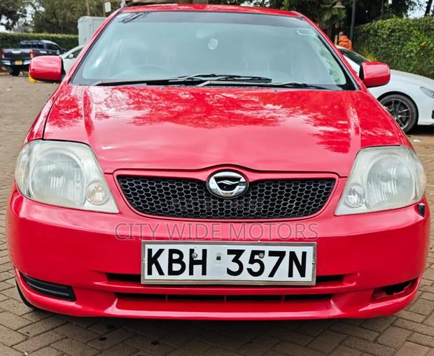 Toyota Corolla RunX 2002 Red