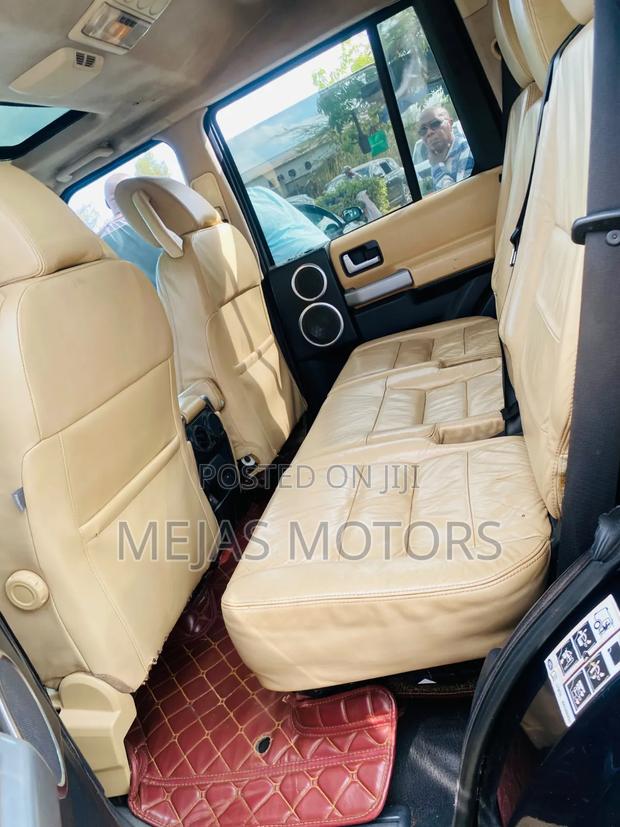 Land Rover Discovery 2009 Black