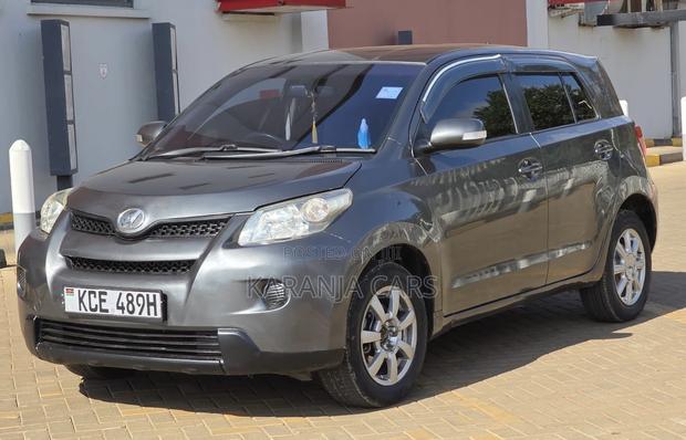 Toyota IST 2008 Gray